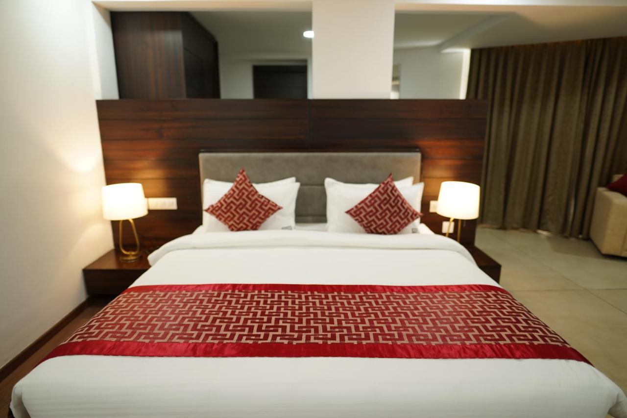 The Terrace By Ladder Mgd By Citrine Hotel Thiruvananthapuram Exterior photo