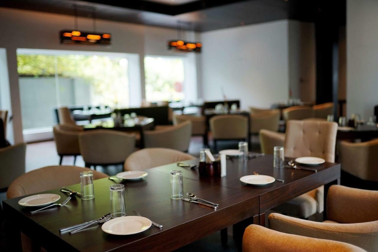 The Terrace By Ladder Mgd By Citrine Hotel Thiruvananthapuram Exterior photo
